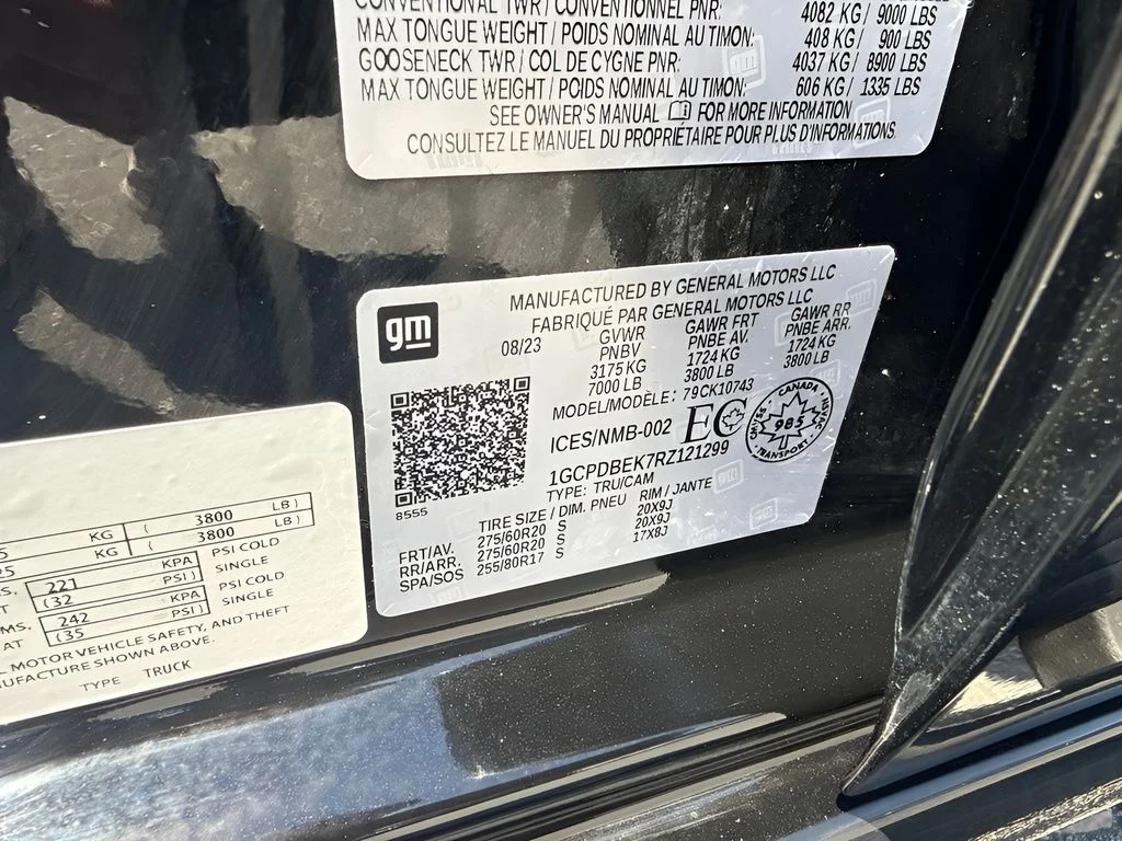 Used 2024 Black Chevrolet Custom image 24