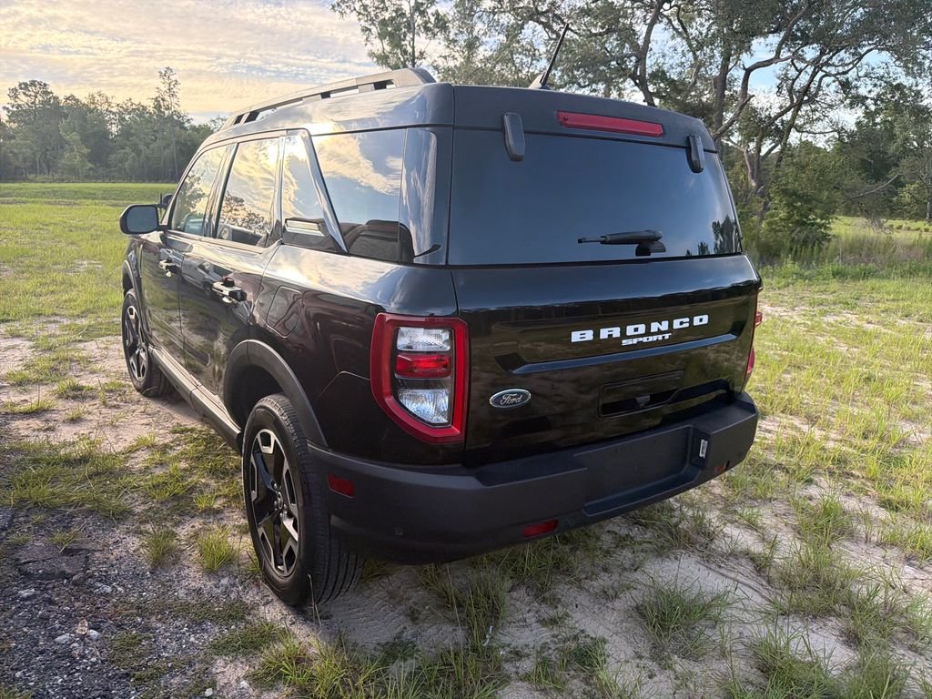 Used 2023 Black Ford Outer Banks image 7