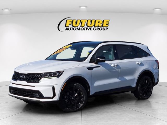 Used 2022 White Kia SX image 8