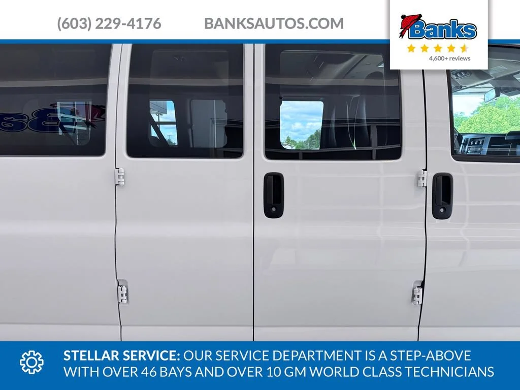 2025 Chevrolet Express Passenger LT - Photo 8