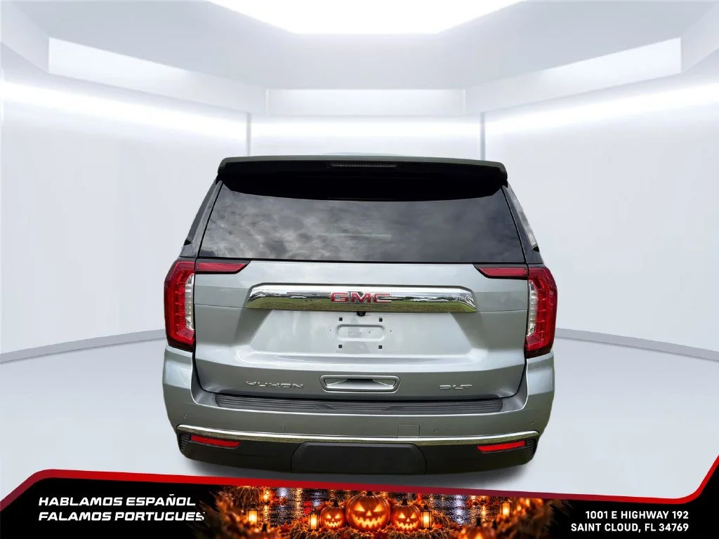 Used 2024 Sterling Metallic GMC SLT image 4