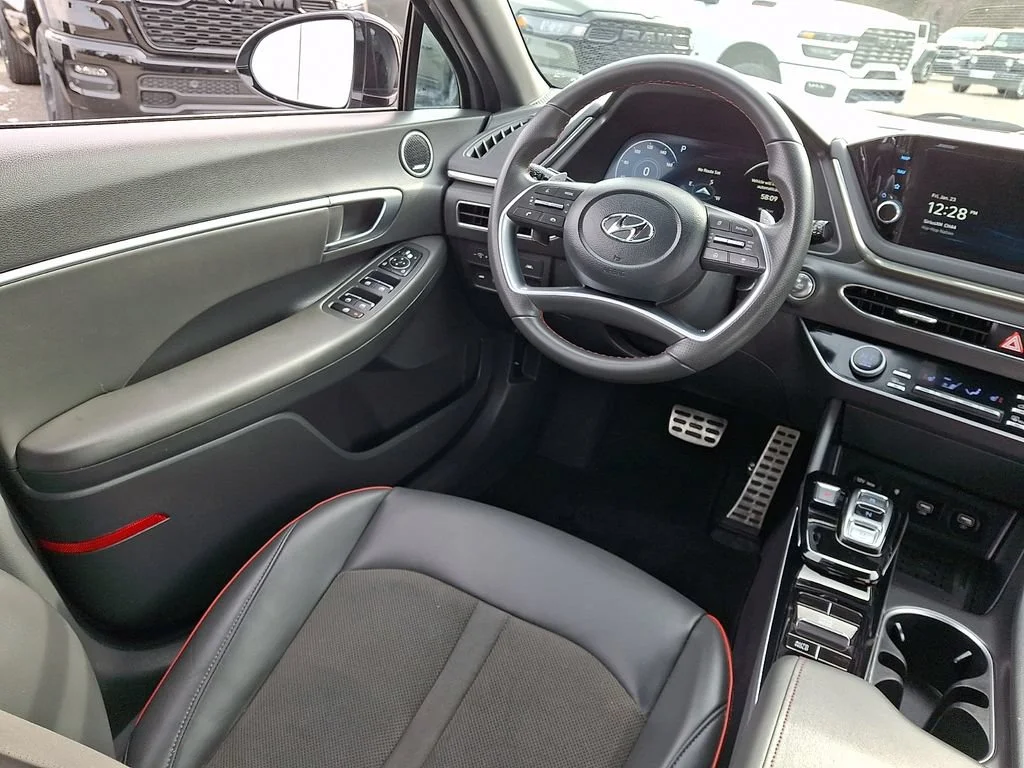 Used 2023 Hampton Gray Hyundai SEL Plus image 15