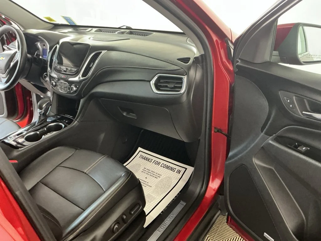 Used 2023 RADIANT RED TINTCOAT Chevrolet Premier image 13