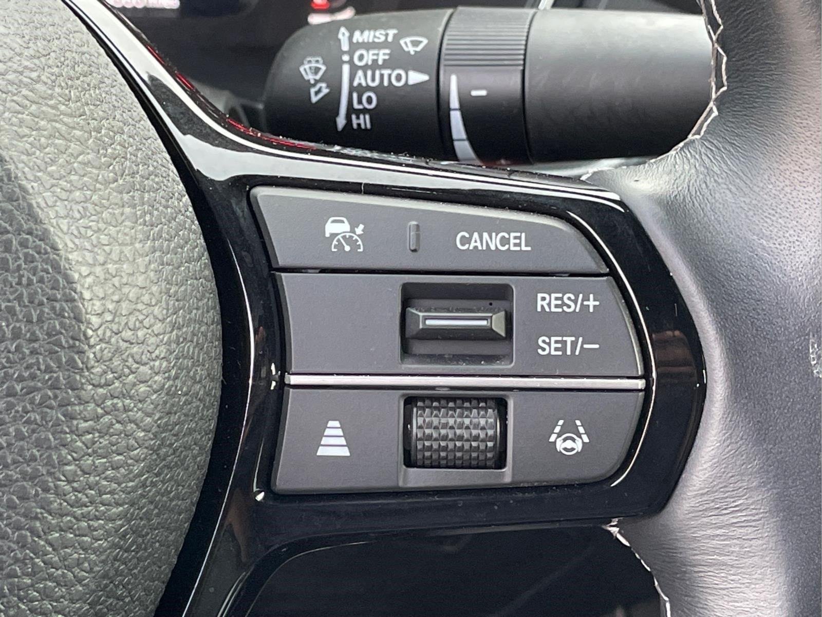 Used 2025 Platinum White Pearl Acura w/A-Spec Technology Package image 28