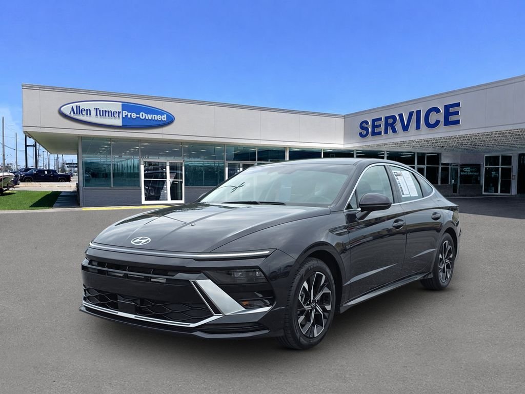 2025 Hyundai Sonata SEL - Photo 4