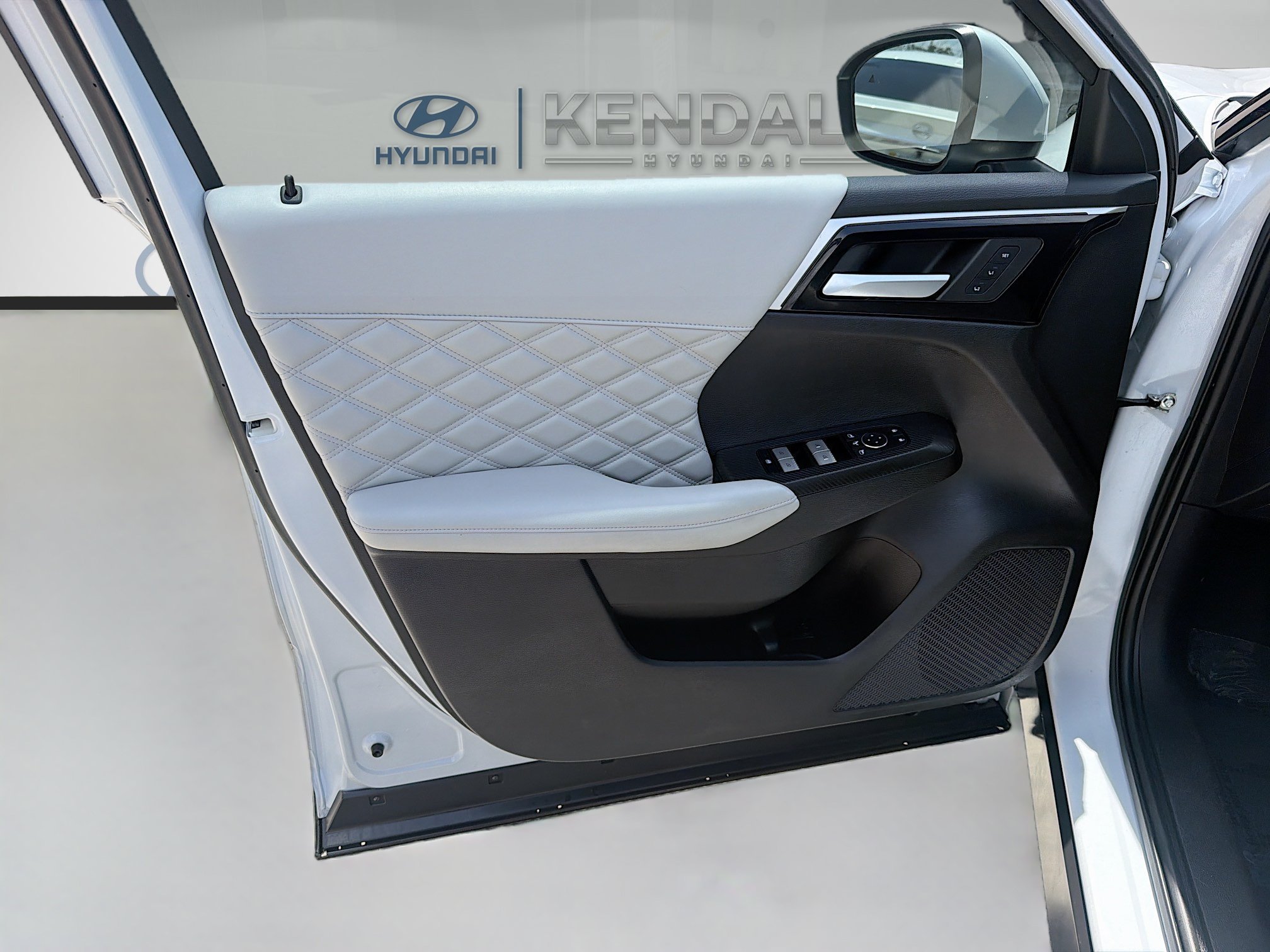 2024 Mitsubishi Outlander SEL - Photo 17