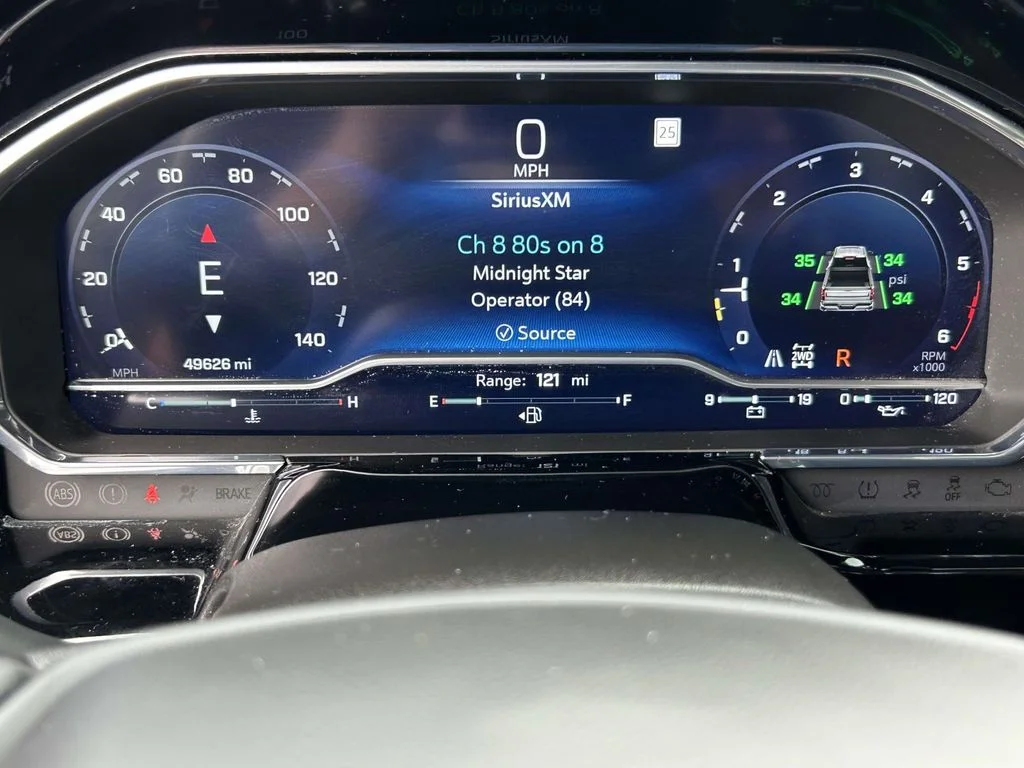 Used 2023 Gray Chevrolet RST image 29