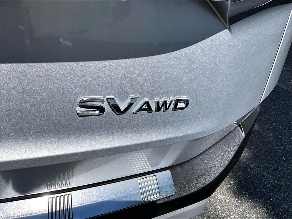Used 2023 Silver Nissan SV image 29