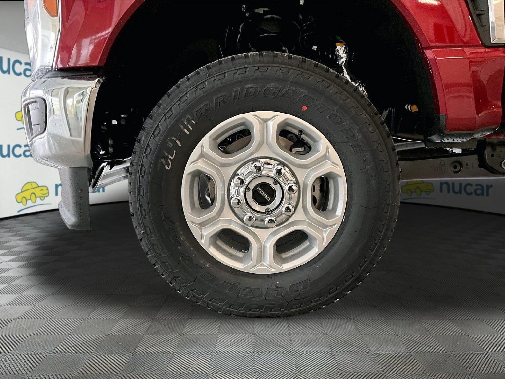 New 2027 Ruby Red Metallic Ford XLT image 8