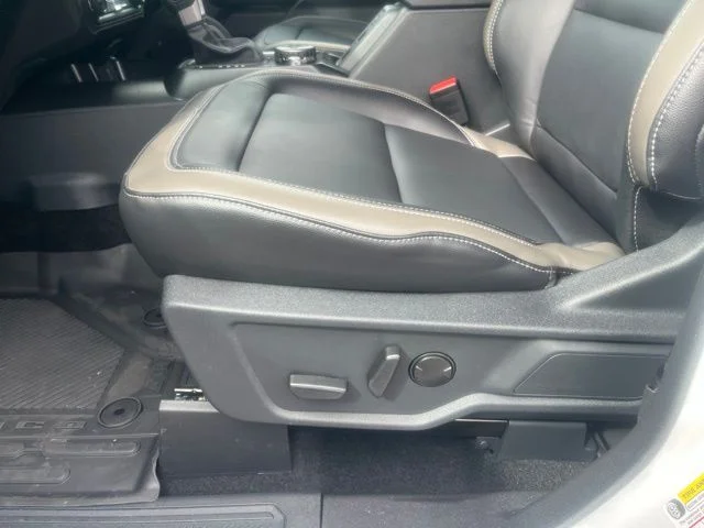 2025 Ford Bronco 4-Door Outer Banks - Photo 11