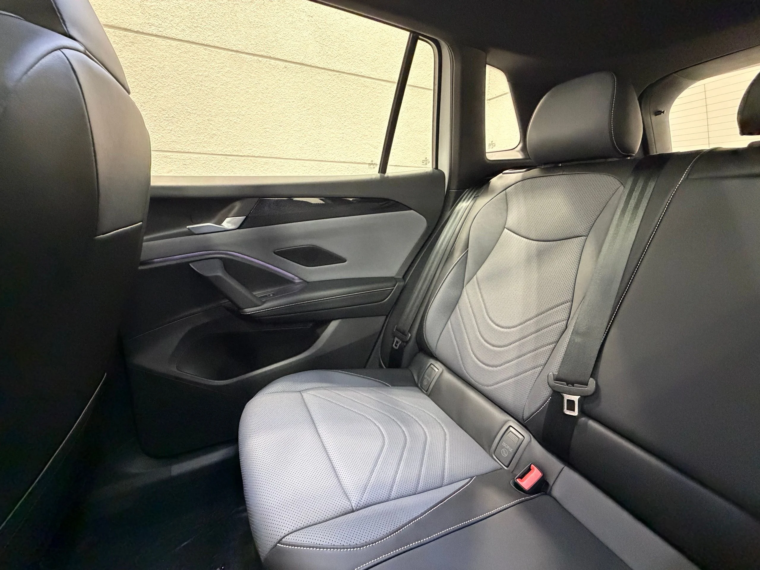 New 2026 White Volkswagen SE R-Line Black image 34