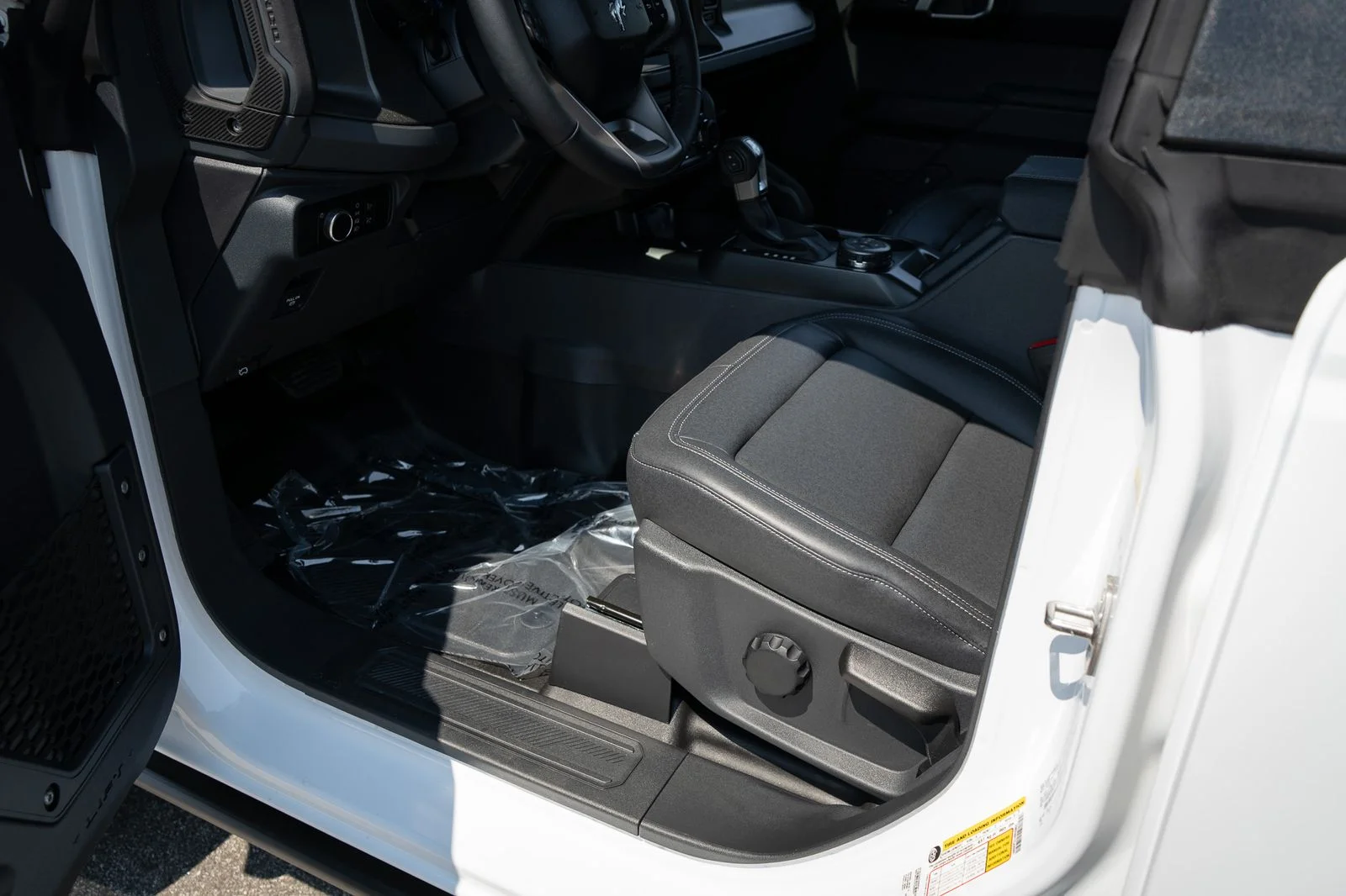 New 2026 Oxford White Ford Badlands® image 27