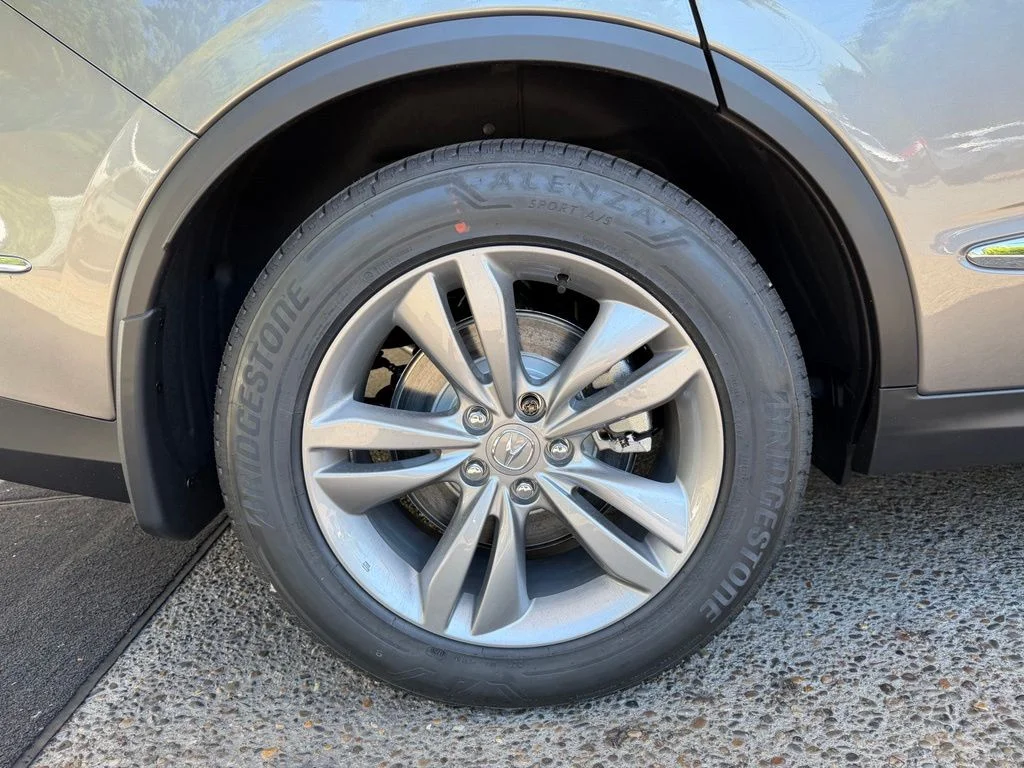 New 2026 Liquid Carbon Metallic Acura Base image 9