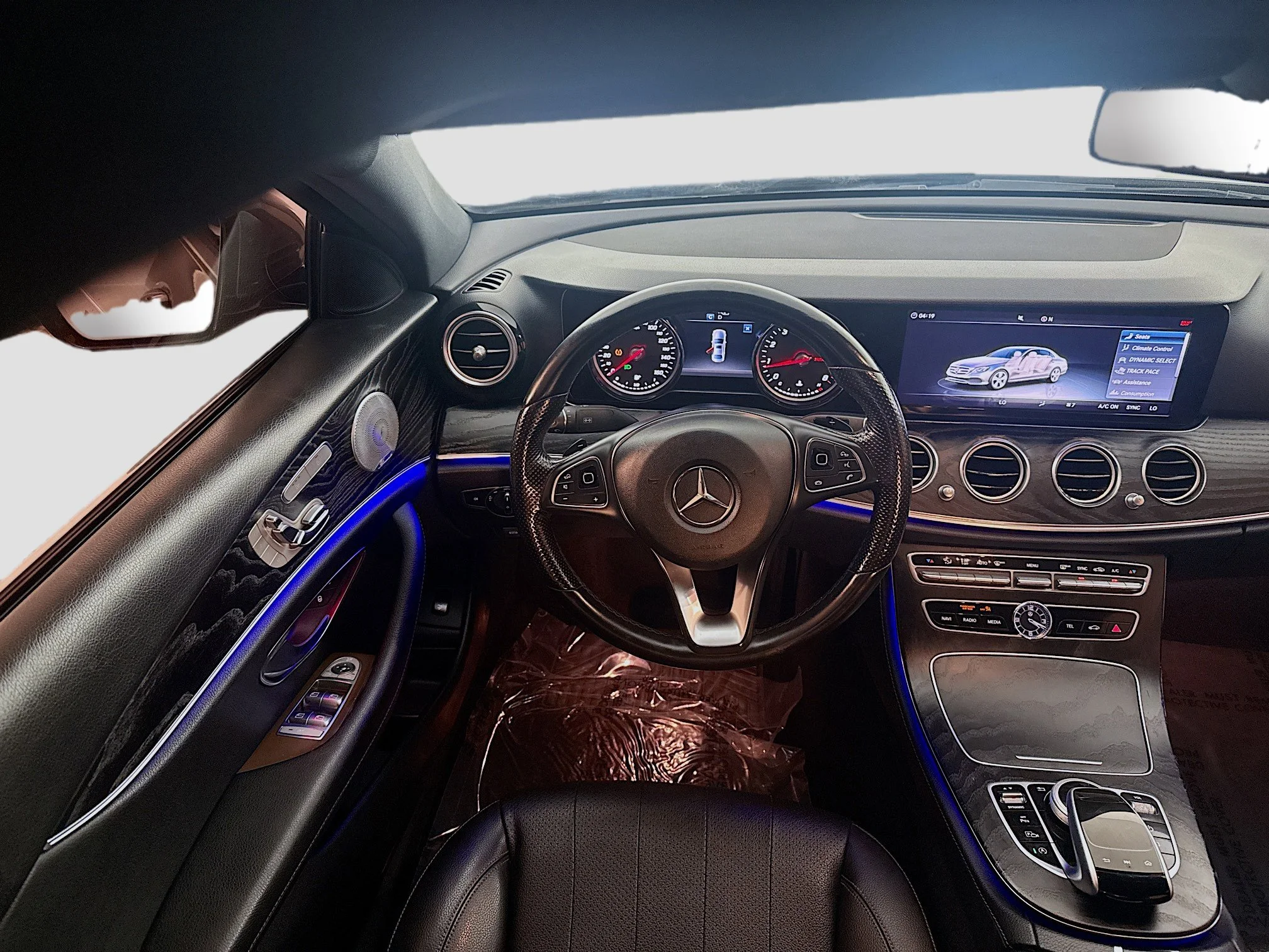 Used 2018 Selenite Gray Metallic Mercedes-Benz E 300 image 13