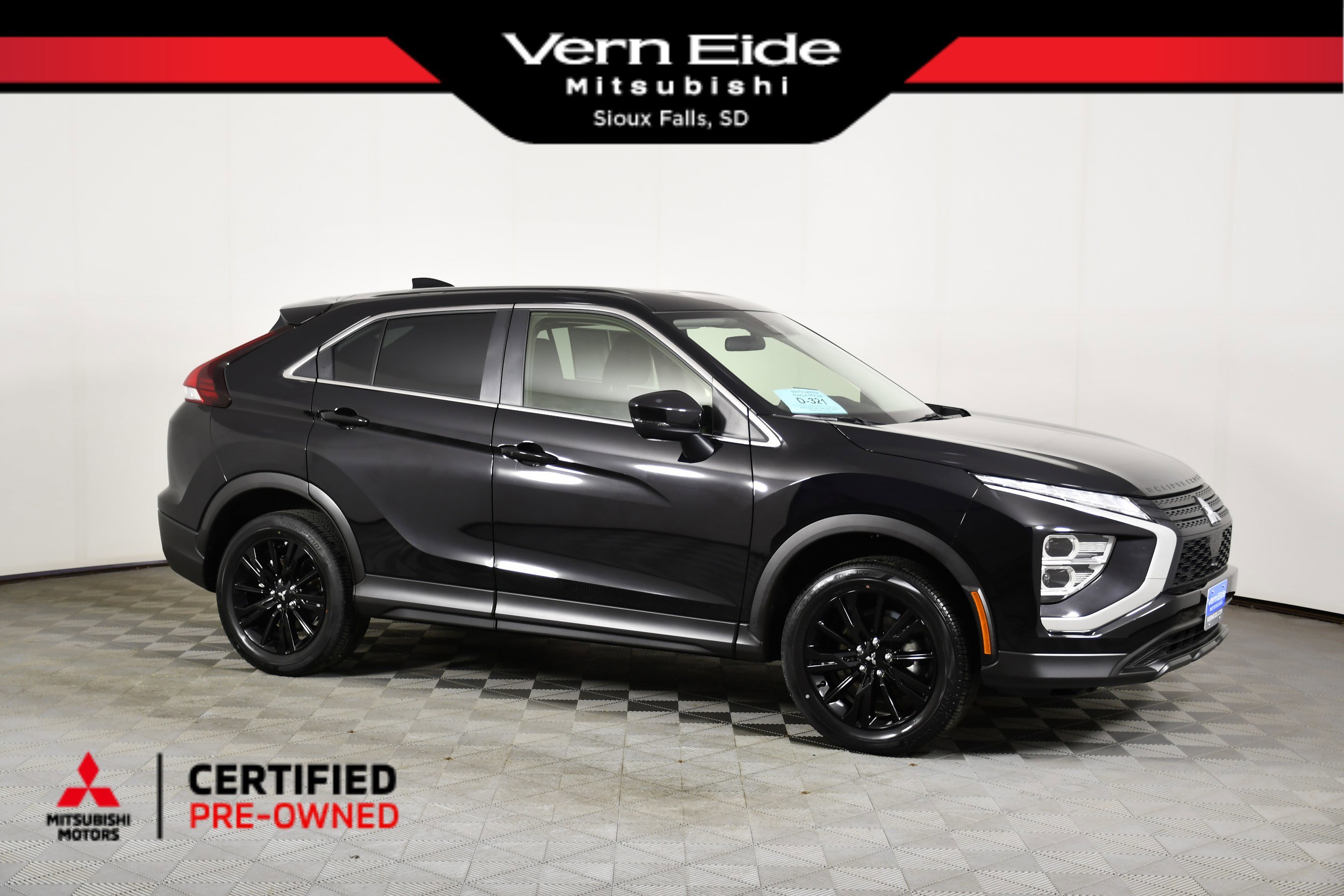 2024 Mitsubishi Eclipse Cross LE S-AWC's photo