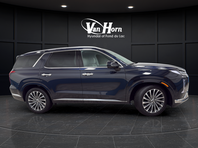 Used 2024 Moonlight Cloud Hyundai Calligraphy image 2