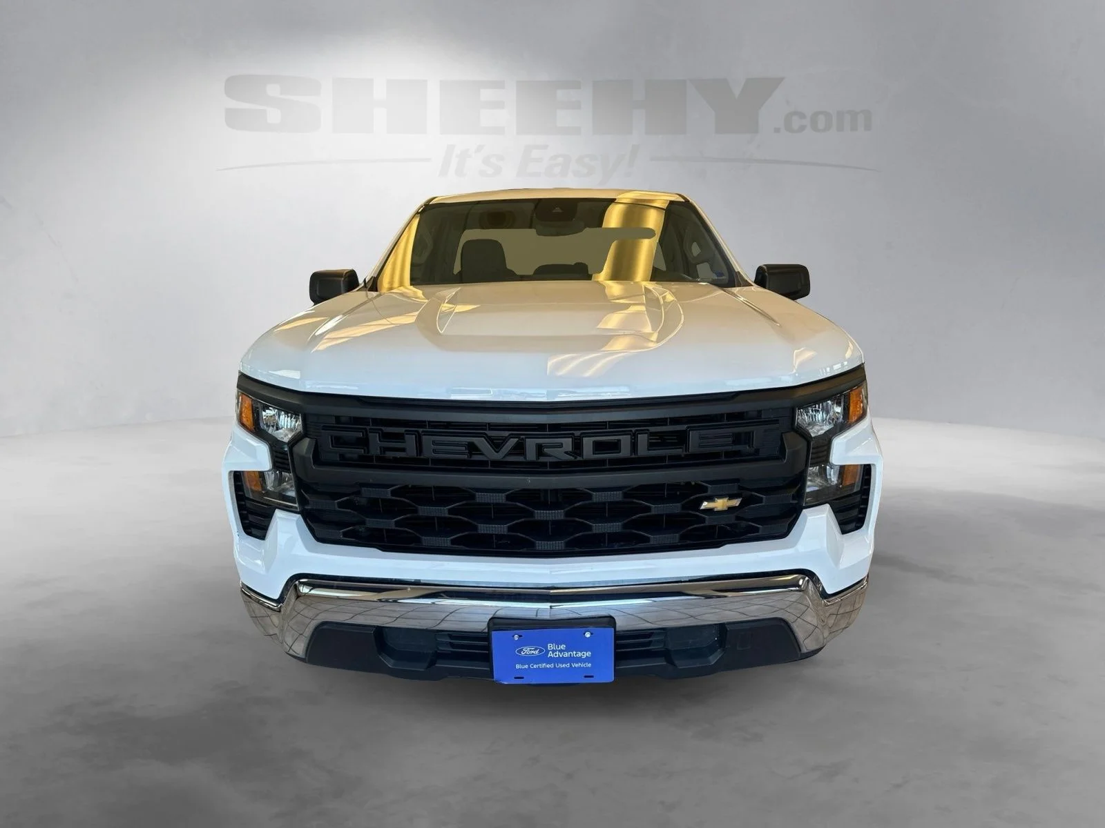 Used 2023 Summit White Chevrolet WT image 17