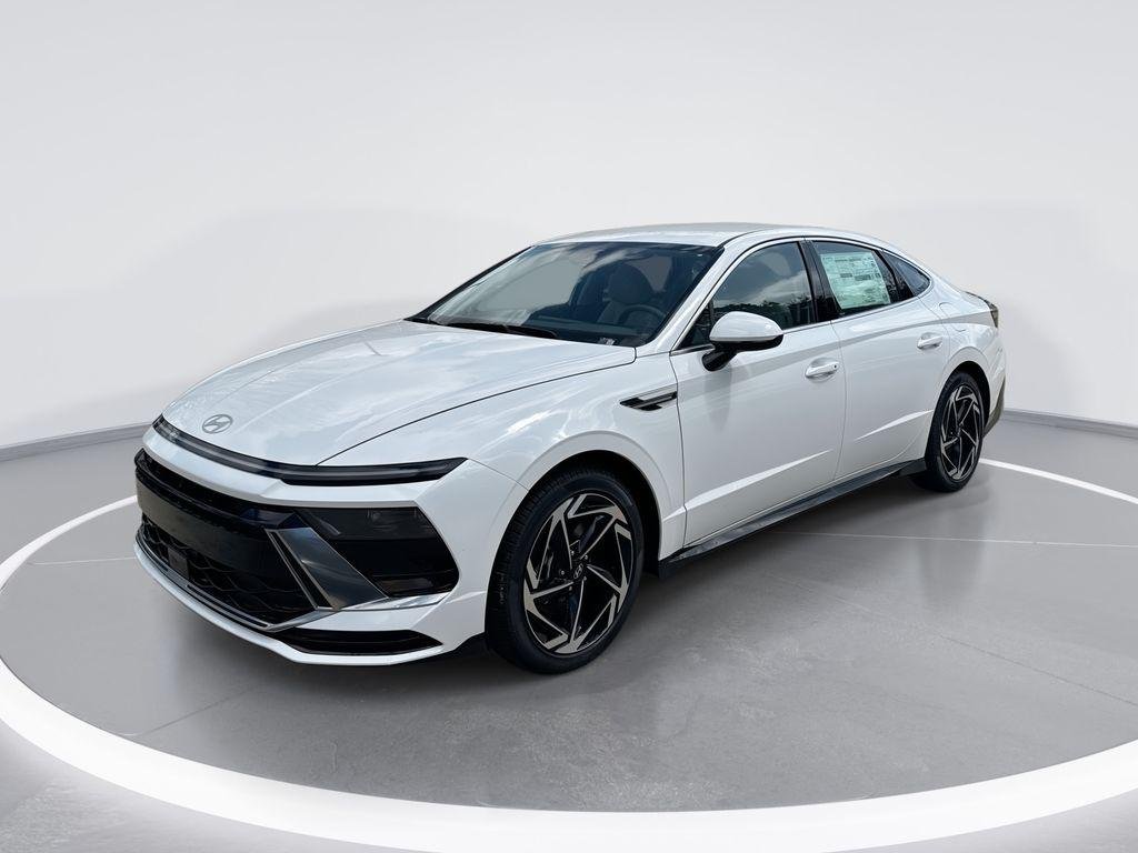 2026 Hyundai Sonata SEL AWD's photo