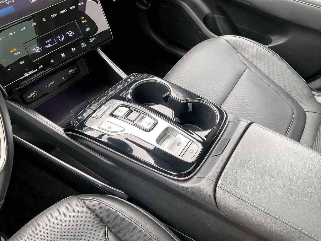 Used 2023 Black Hyundai Limited image 20