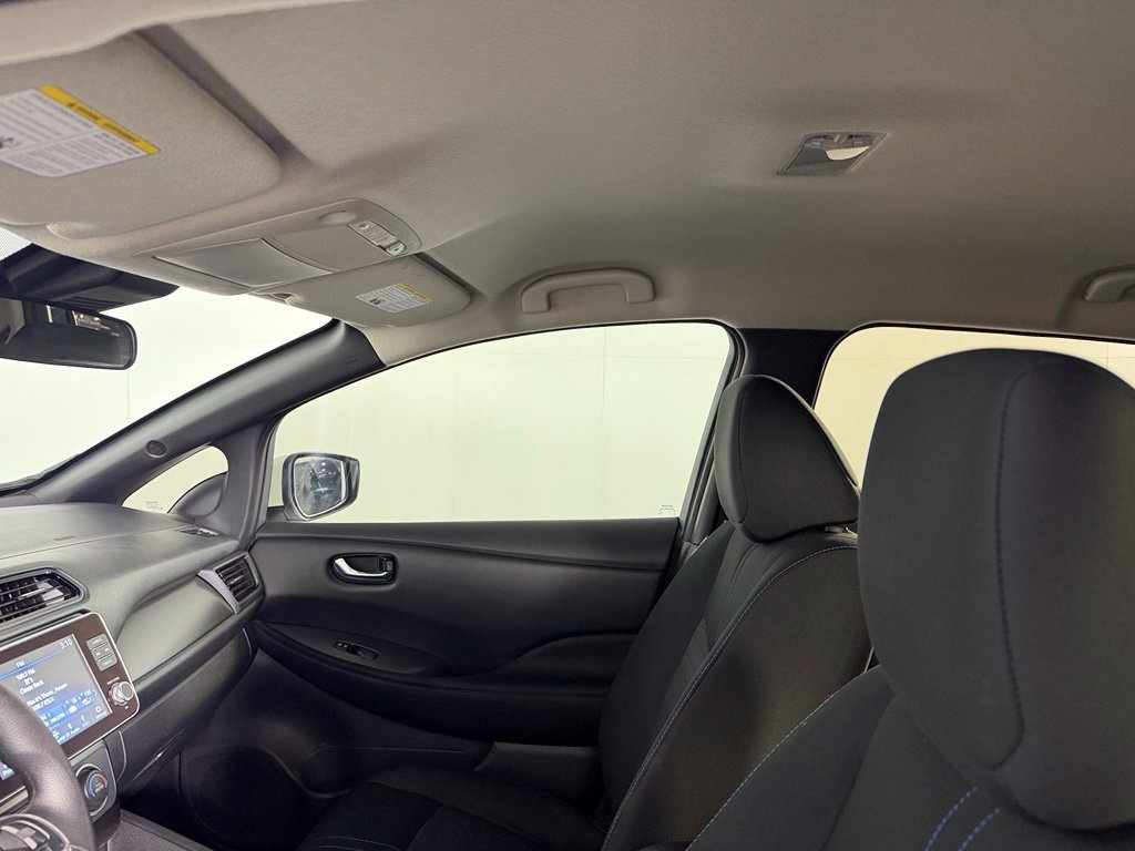Certified Used 2025 White Nissan S image 17