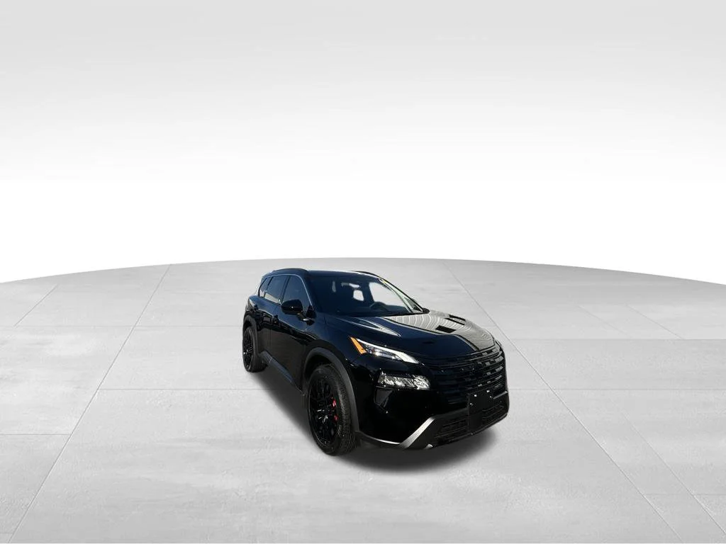 Used 2026 Black Nissan Dark Armor image 9