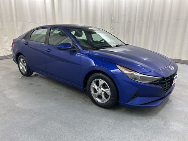 2023 Hyundai Elantra SE