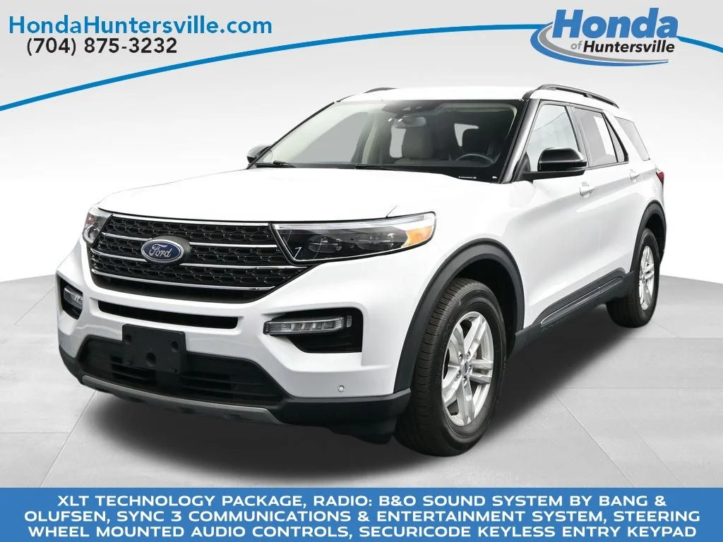Used 2023 Oxford White Ford XLT image 3