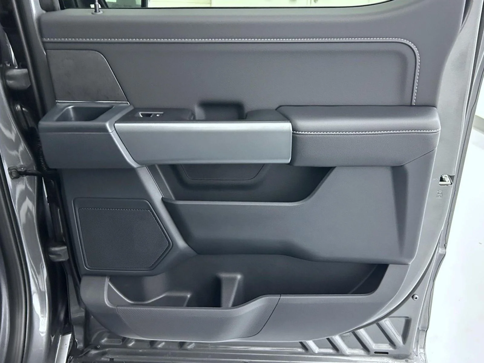 New 2026 Gray Ford XLT image 17