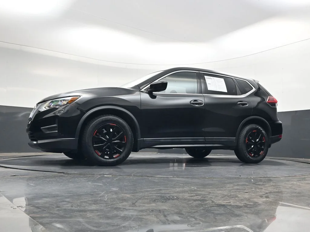 Used 2020 Black Nissan S image 46