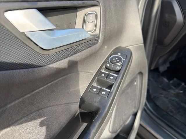 Used 2025 Gray Ford ST-Line image 19