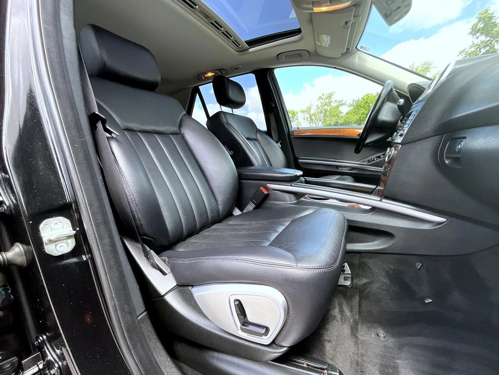 Used 2006 Black Mercedes-Benz ML 350 image 17