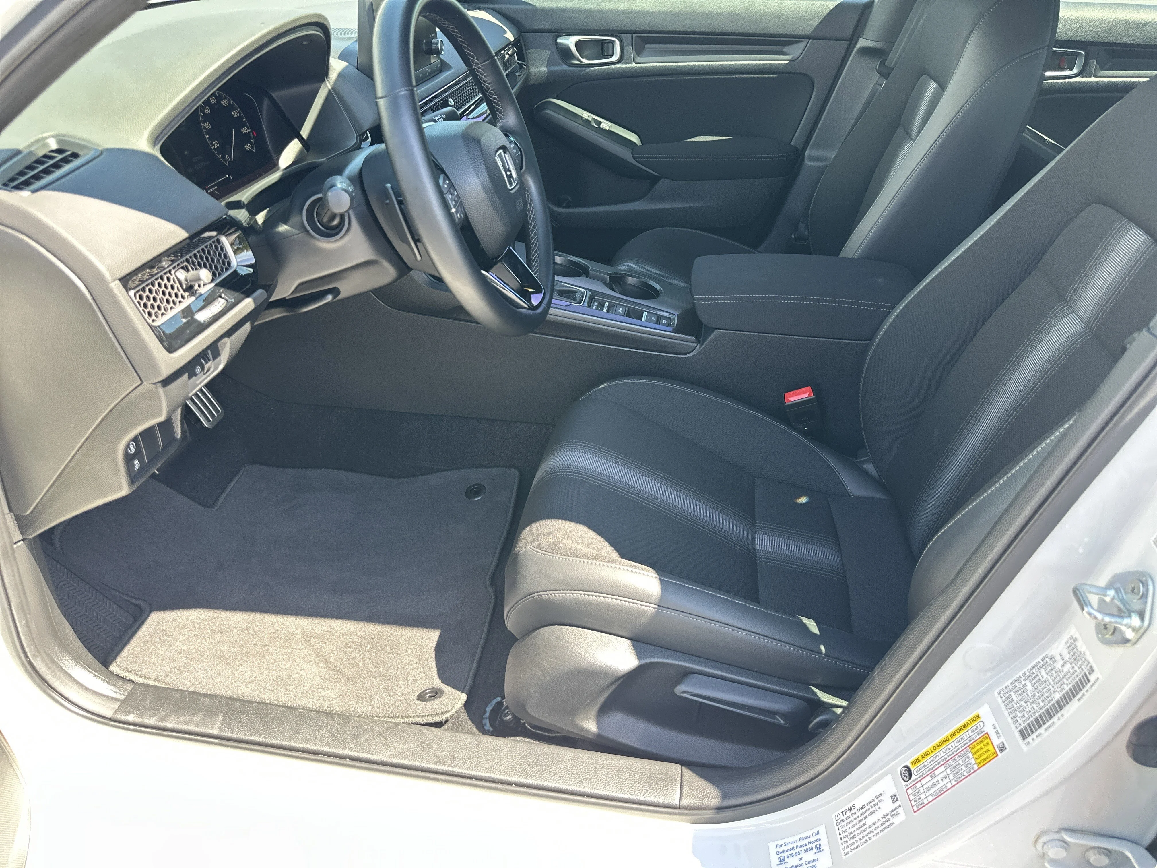 Used 2024 Platinum White Pearl Honda Sport image 9