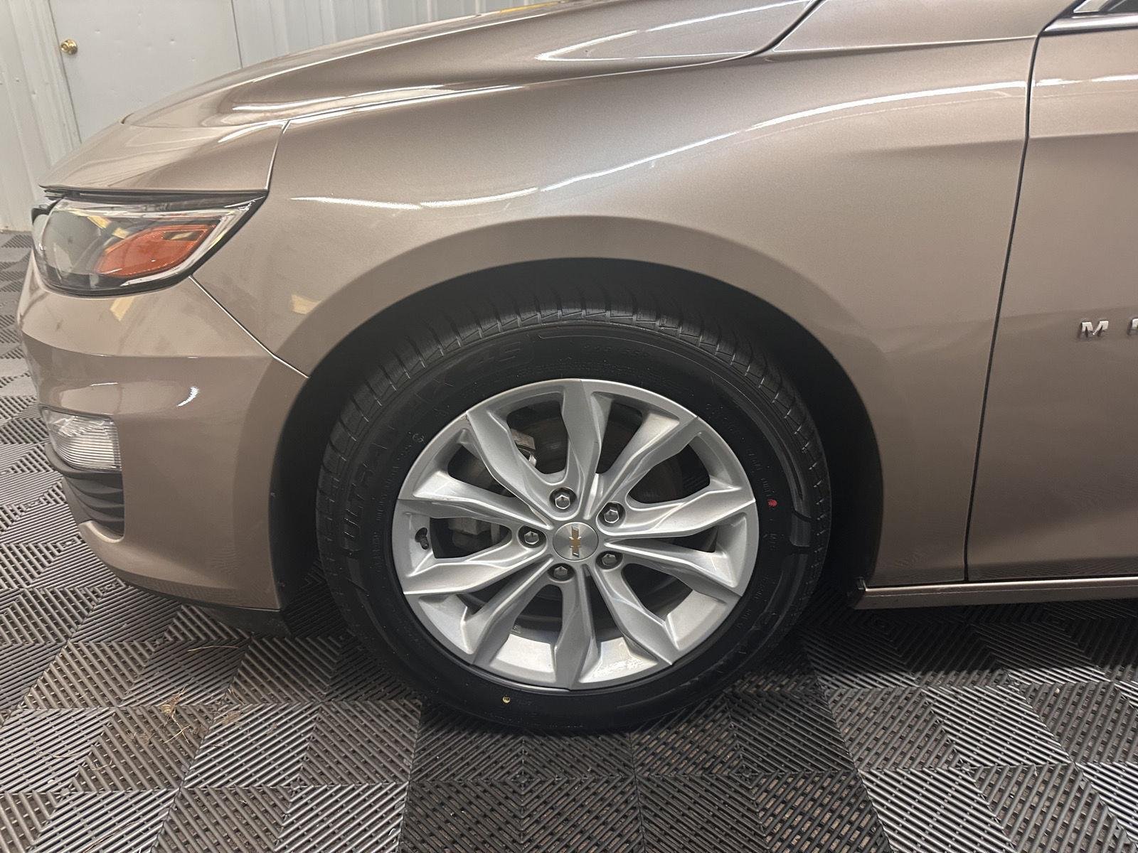 Used 2025 Mineral Gray Metallic Chevrolet LT image 45