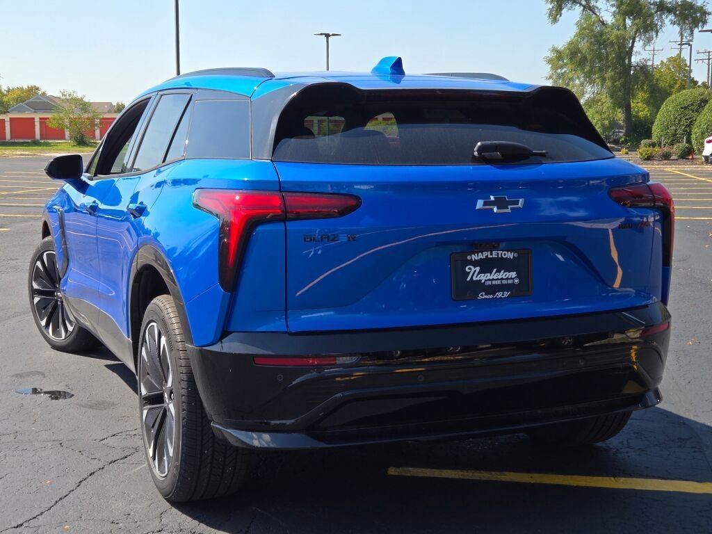 2025 Chevrolet Blazer EV RS - Photo 11