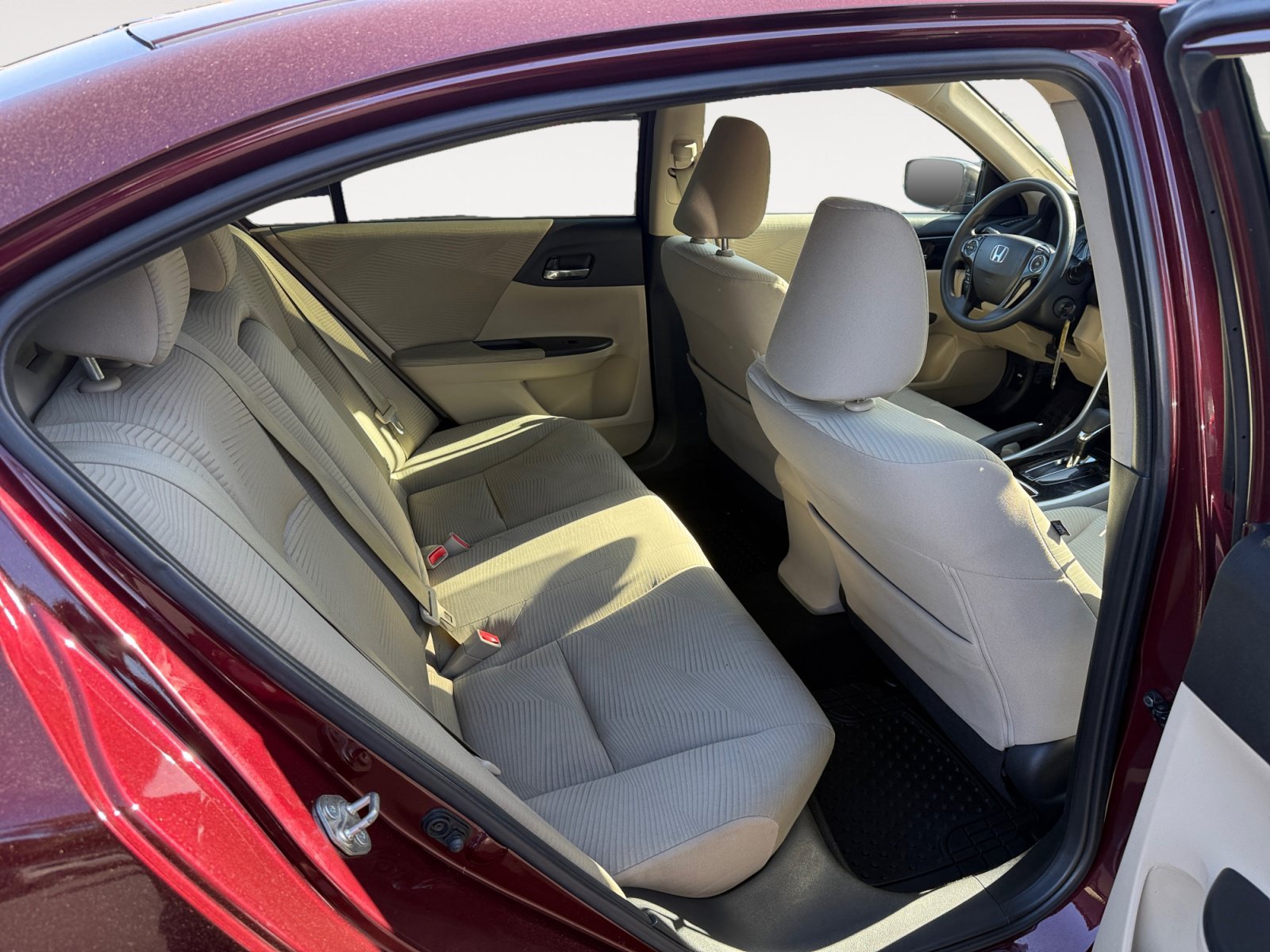 Used 2016 Basque Red Pearl II Honda LX image 18