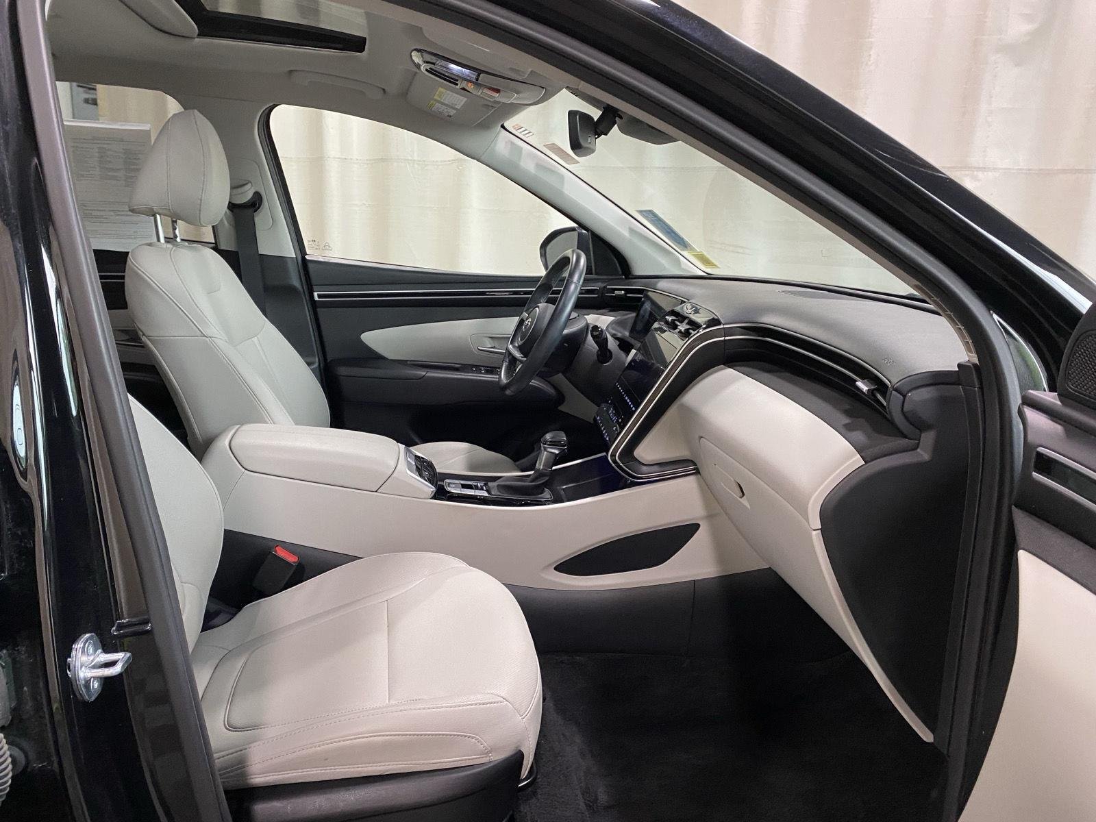 Used 2024 Black Pearl Hyundai SEL image 12