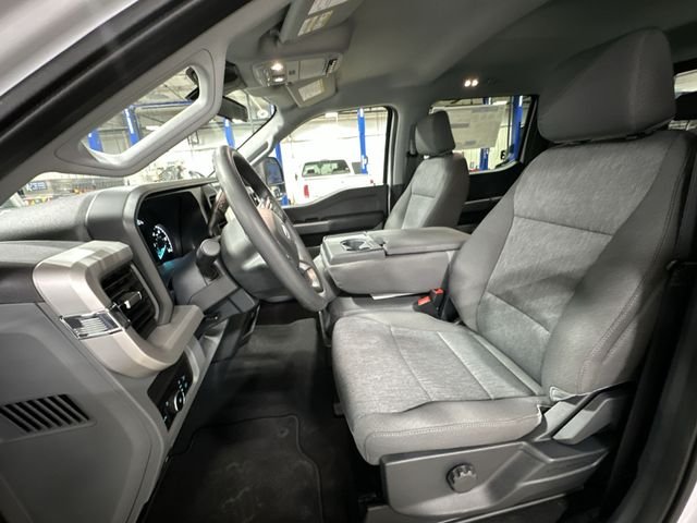 New 2026 Oxford White Ford F-350® XL image 17