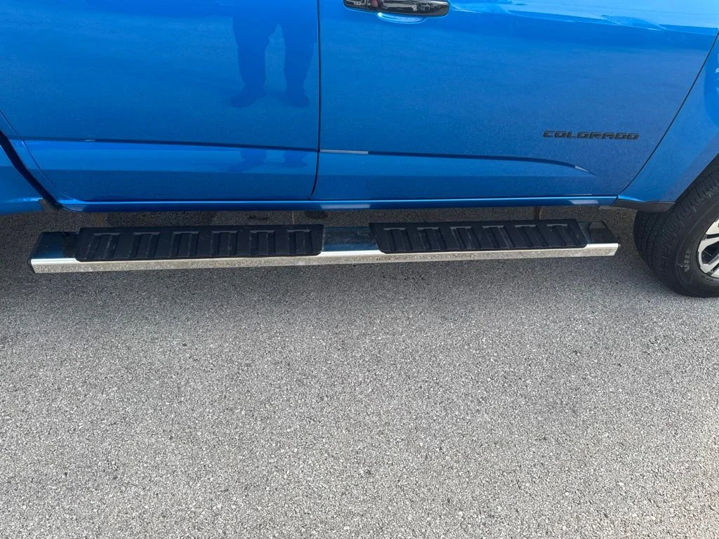 Used 2021 Blue Chevrolet Z71 image 38