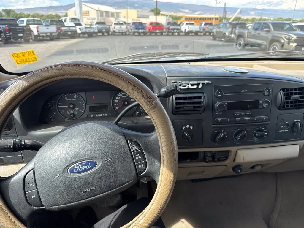 Used 2006 Arizona Beige Clearcoat Metallic Ford XLT image 11