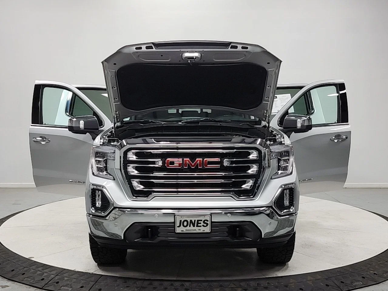 Used 2021 Quicksilver Metallic GMC SLT image 10