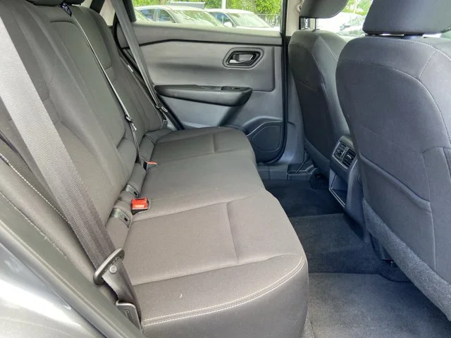 2025 Nissan Rogue S - Photo 28