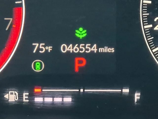Used 2025  Honda LX image 33
