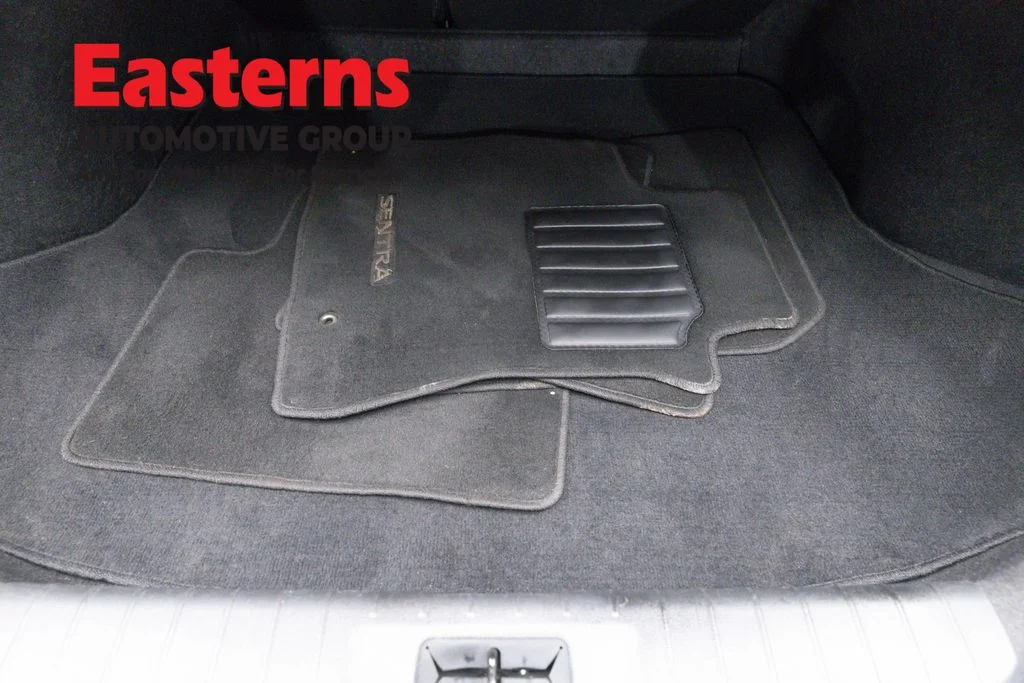 Used 2023 Silver Nissan SV image 9