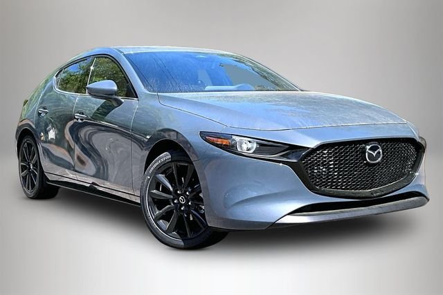 2026 Mazda CX-3 Premium MT 5-Door SKYACTIV's photo