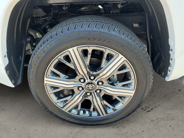 Used 2025 Beige Toyota Capstone image 9