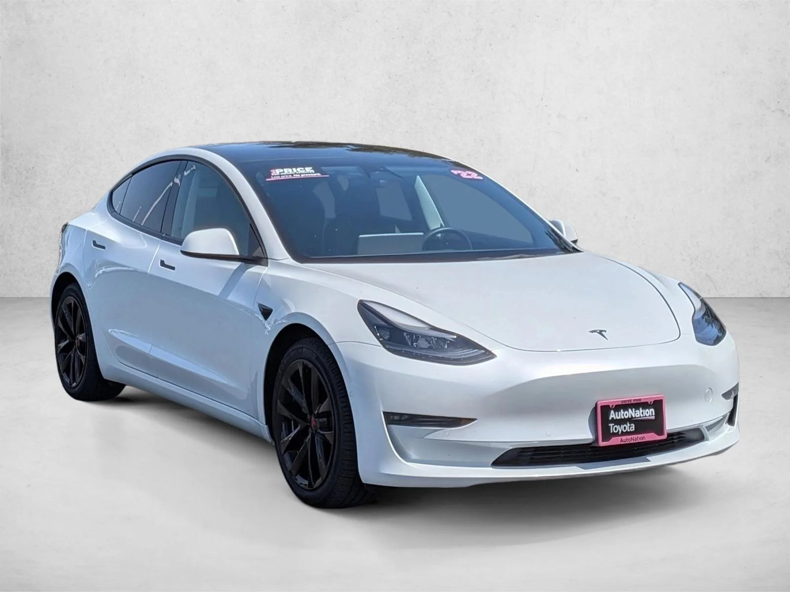 Used 2022 Pearl White Multi-Coat Tesla Long Range image 3