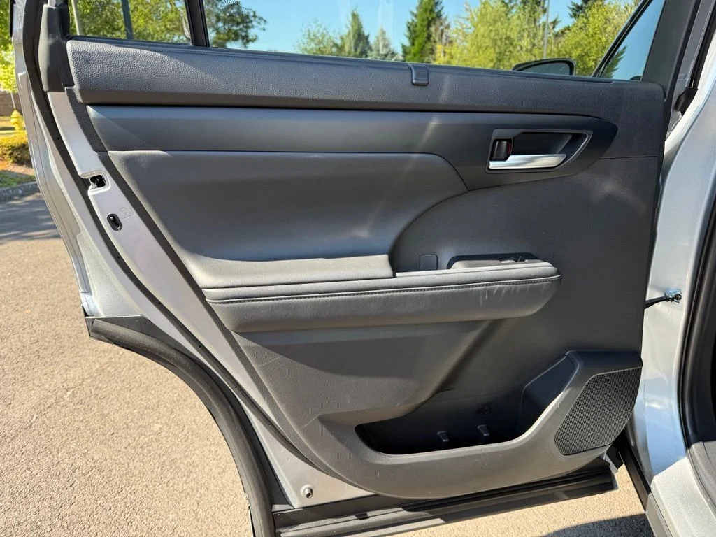 Used 2025 Celestial Silver Metallic Toyota XSE image 20