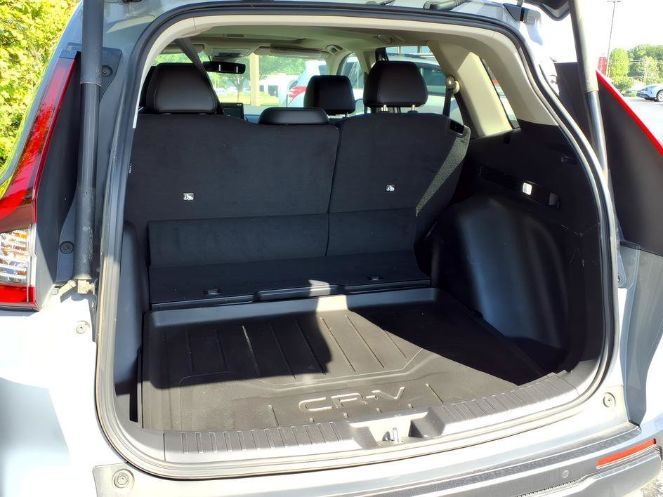 Used 2024 Urban Gray Pearl Honda EX-L image 5