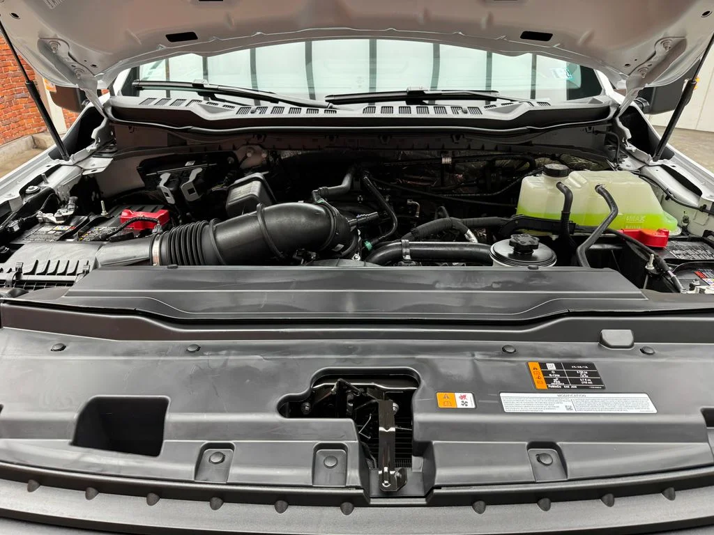 New 2026 Oxford White Ford F-250® XL image 30