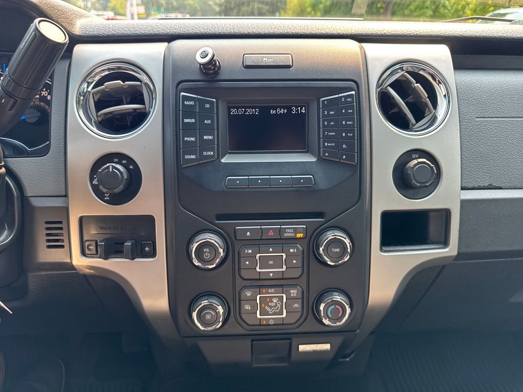 Certified Used 2013 Tuxedo Black Metallic Ford XLT image 22